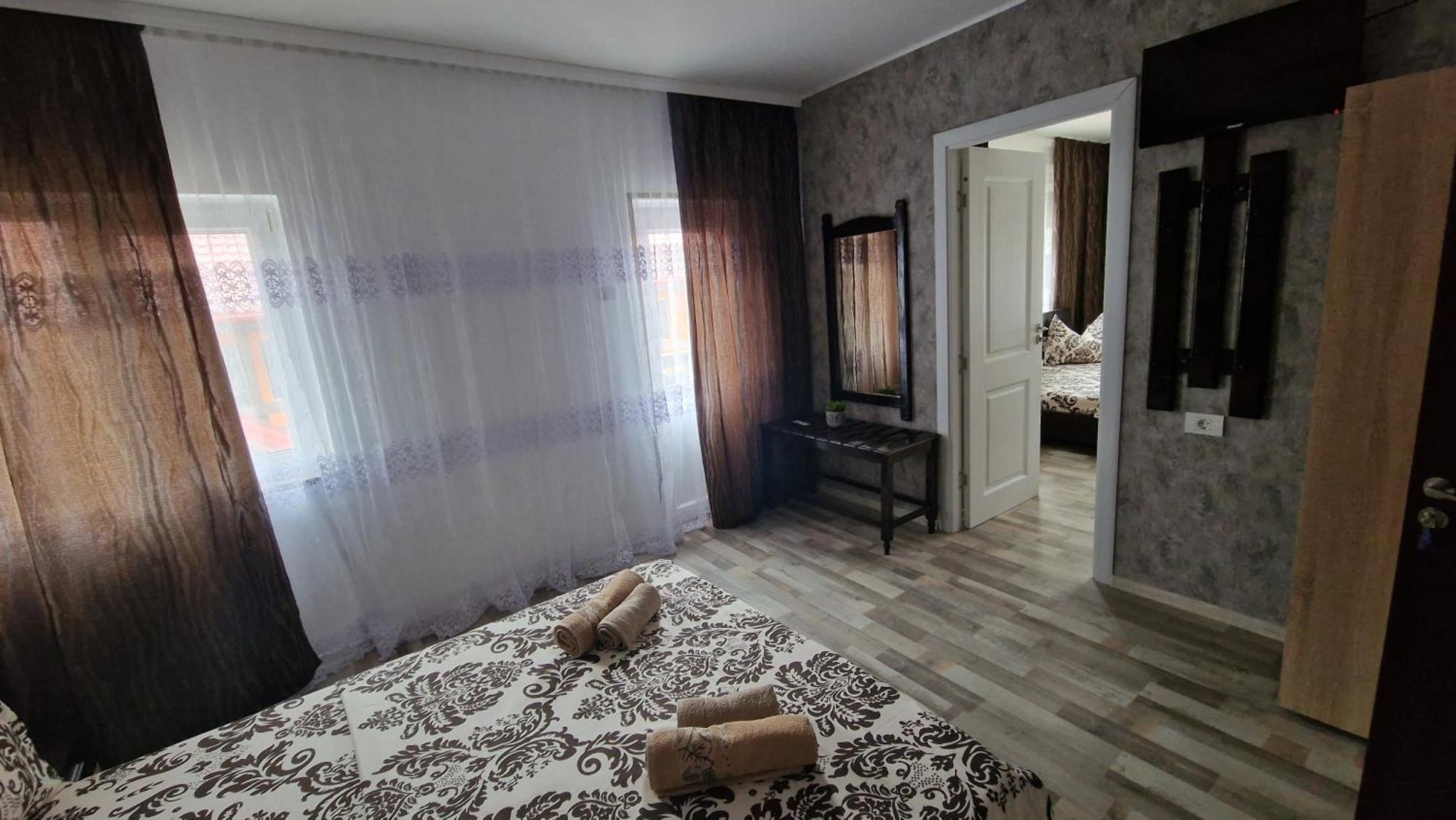 מלון קוסטינסטי Casa Sebastian חדר תמונה